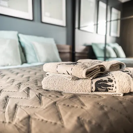 Apartament Nowy Przy Królowej Jadwigi *