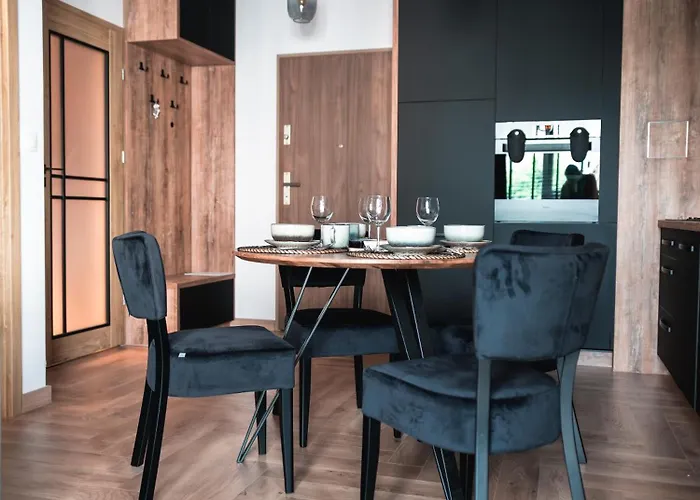 Nowy Przy Krolowej Jadwigi *